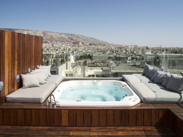 PERISCOPE – Penthoue Suite Jacuzzi